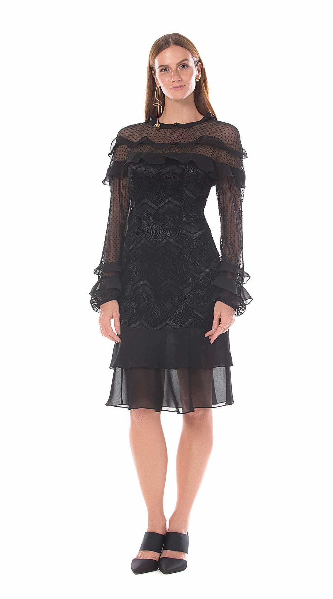 vestido curto gola alta